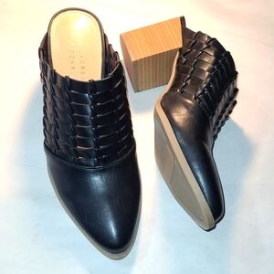 LC Laura Conrad Black Heeled Mules NWT